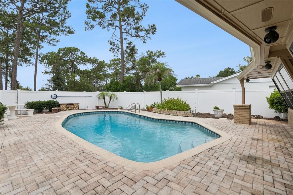 For Sale: $477,000 (4 beds, 2 baths, 2448 Square Feet)