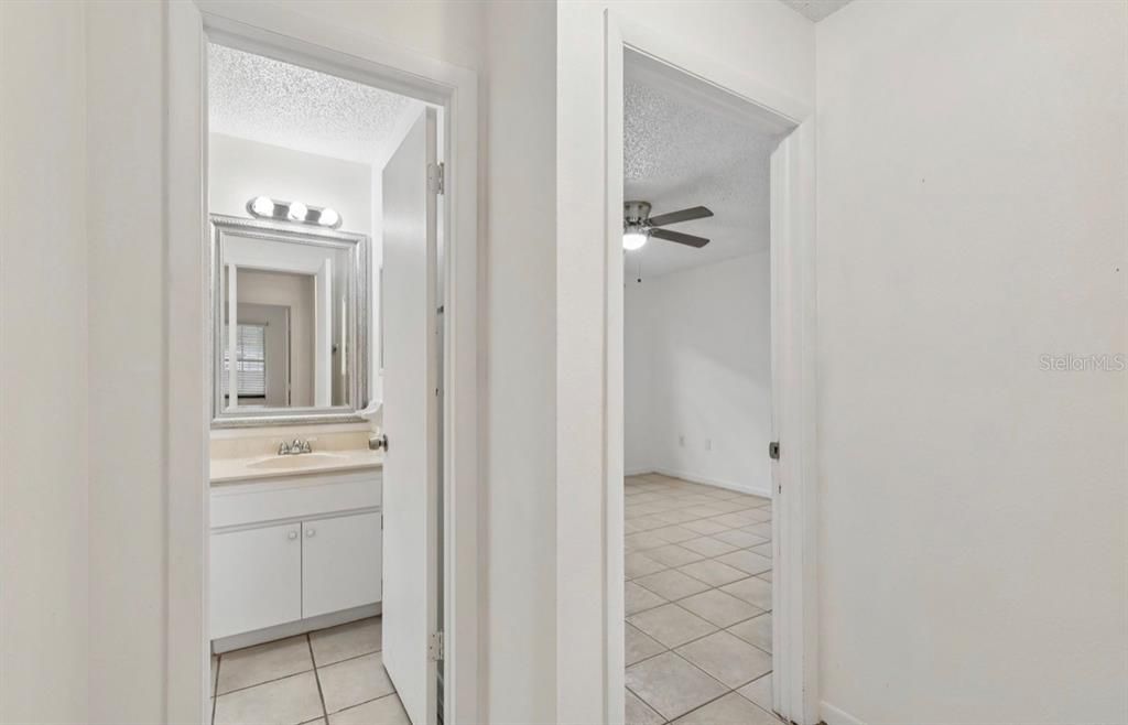 For Sale: $369,900 (3 beds, 2 baths, 1188 Square Feet)