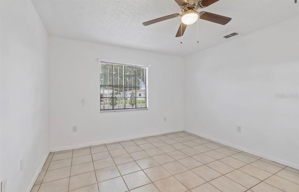 For Sale: $369,900 (3 beds, 2 baths, 1188 Square Feet)