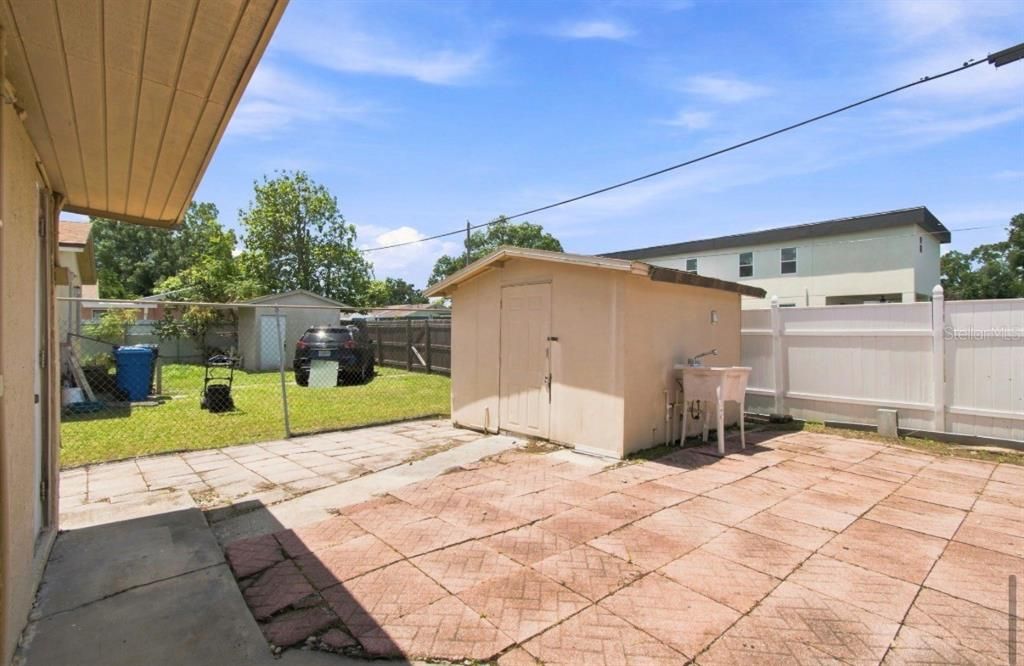 For Sale: $369,900 (3 beds, 2 baths, 1188 Square Feet)