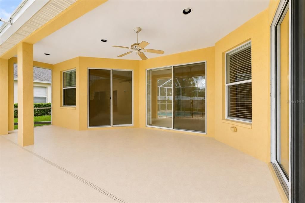 For Sale: $530,000 (4 beds, 2 baths, 2312 Square Feet)