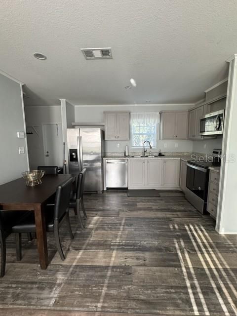 En Venta: $190,000 (2 camas, 2 baños, 912 Pies cuadrados)