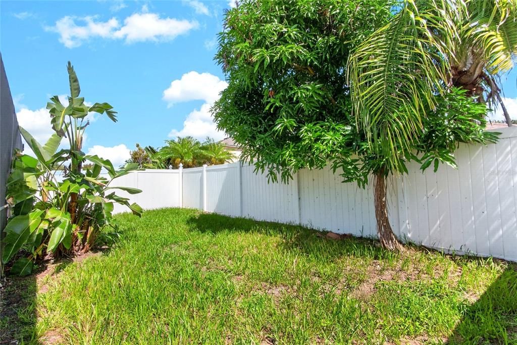 For Sale: $294,000 (3 beds, 2 baths, 1296 Square Feet)