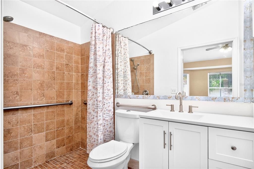 For Sale: $294,000 (3 beds, 2 baths, 1296 Square Feet)
