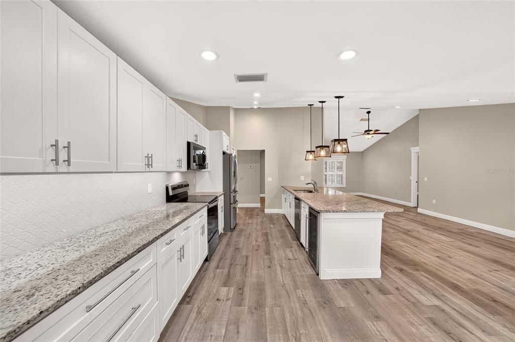 For Sale: $459,000 (3 beds, 2 baths, 1956 Square Feet)