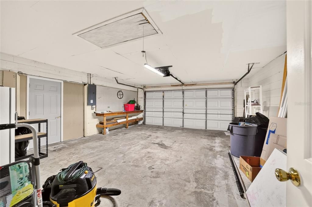 For Sale: $459,000 (3 beds, 2 baths, 1956 Square Feet)