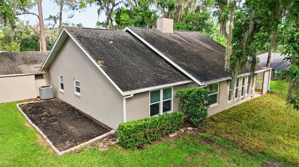 For Sale: $459,000 (3 beds, 2 baths, 1956 Square Feet)