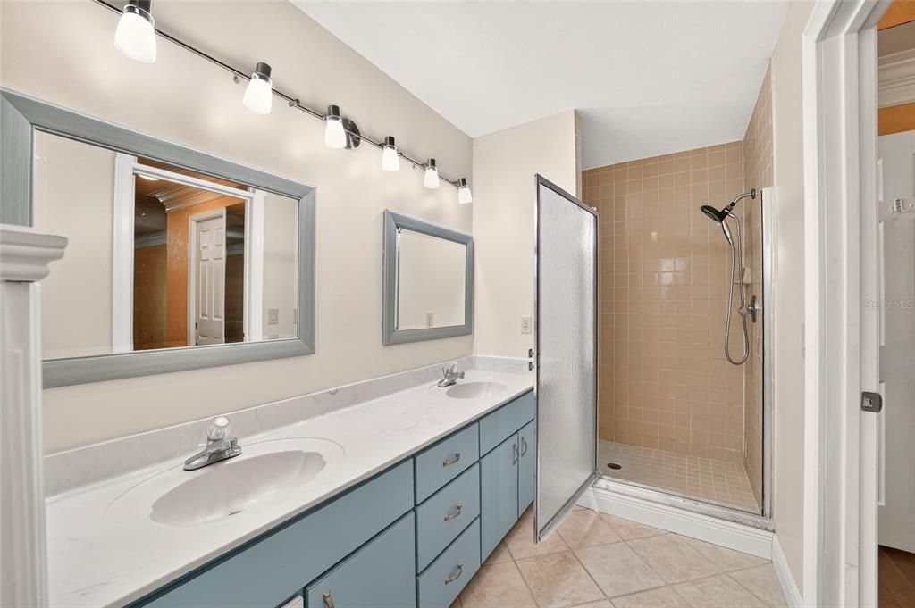 For Sale: $459,000 (3 beds, 2 baths, 1956 Square Feet)