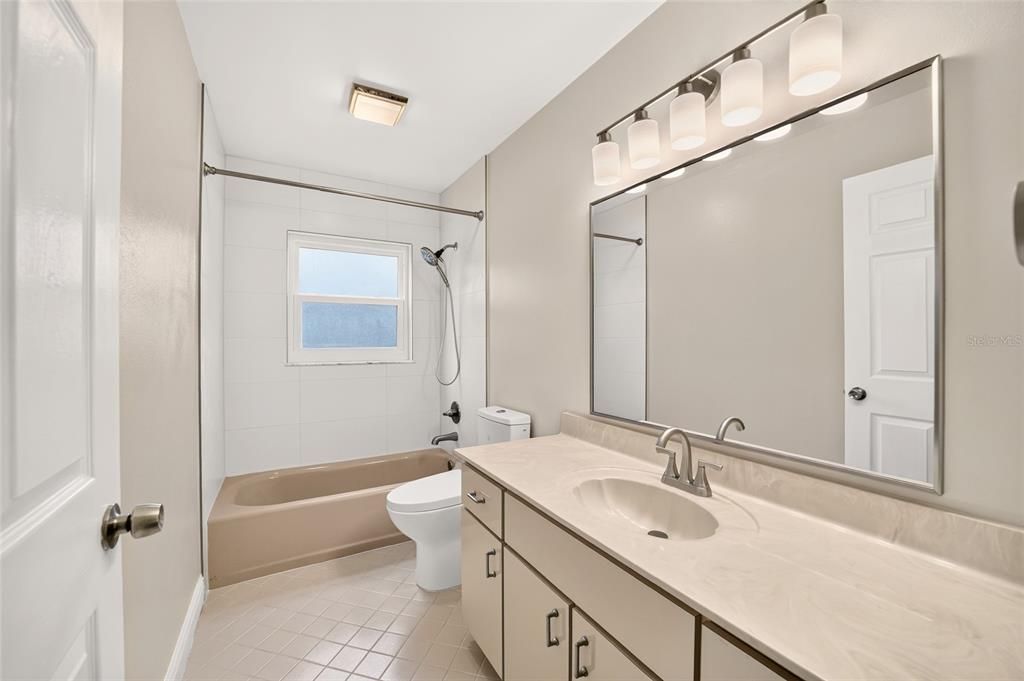 For Sale: $459,000 (3 beds, 2 baths, 1956 Square Feet)