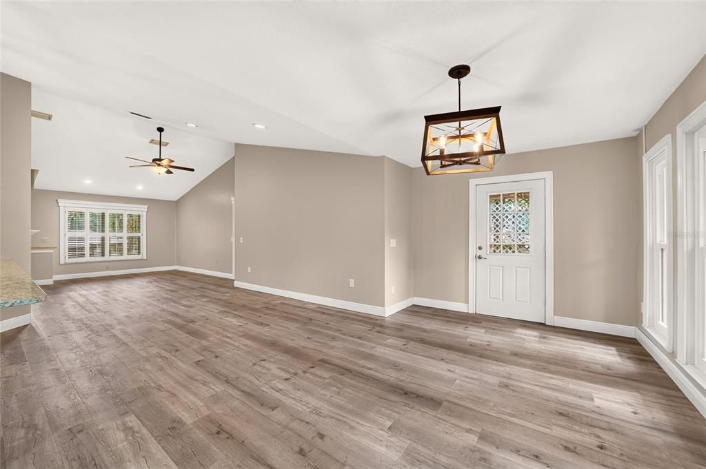 For Sale: $459,000 (3 beds, 2 baths, 1956 Square Feet)
