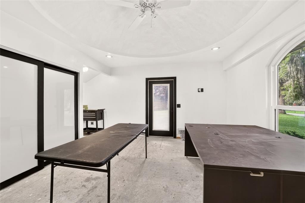 For Sale: $459,000 (3 beds, 2 baths, 1956 Square Feet)