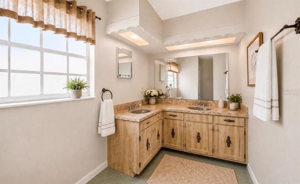 For Sale: $375,000 (2 beds, 2 baths, 1608 Square Feet)