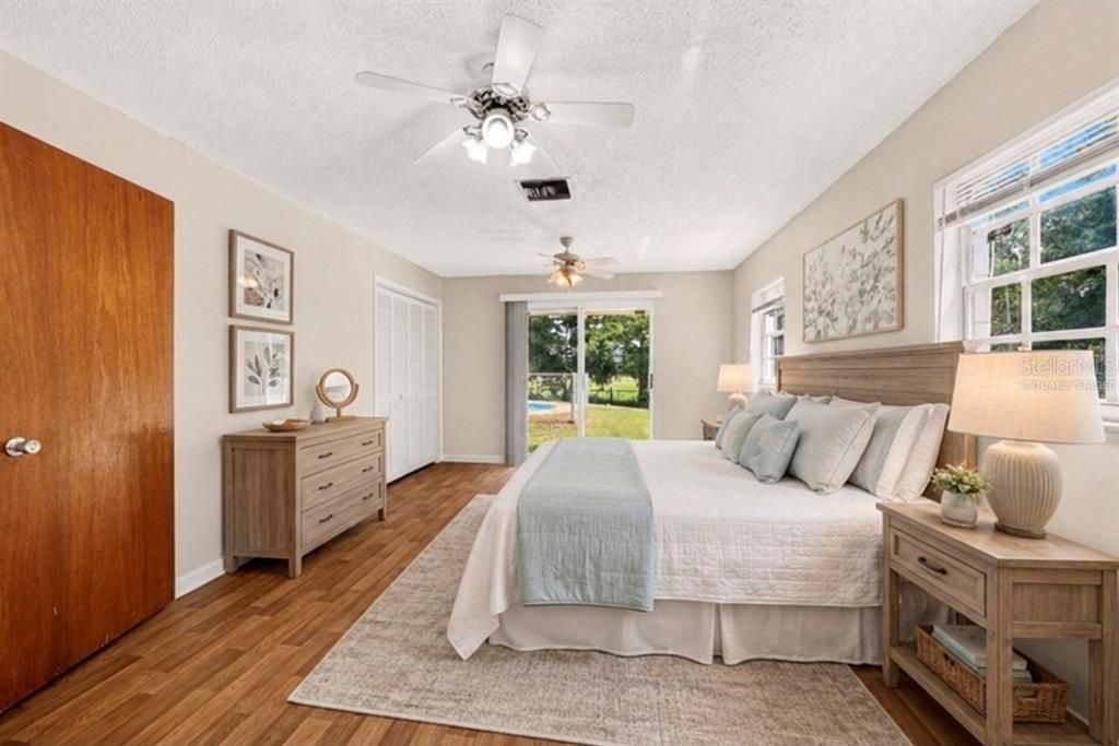 For Sale: $375,000 (2 beds, 2 baths, 1608 Square Feet)
