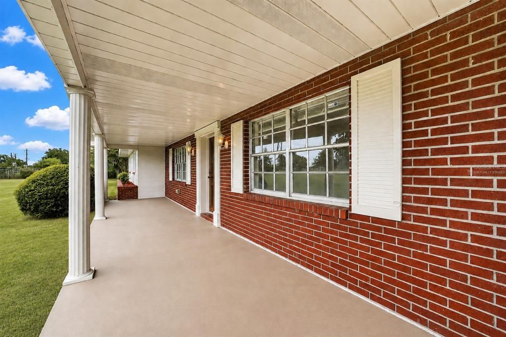 For Sale: $375,000 (2 beds, 2 baths, 1608 Square Feet)