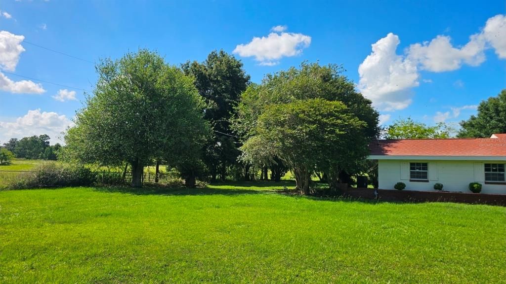For Sale: $375,000 (2 beds, 2 baths, 1608 Square Feet)