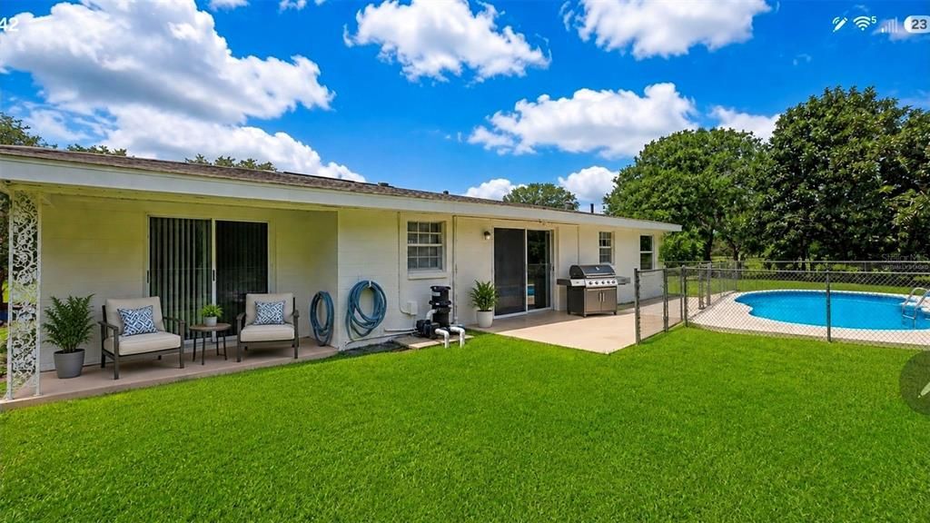 For Sale: $375,000 (2 beds, 2 baths, 1608 Square Feet)