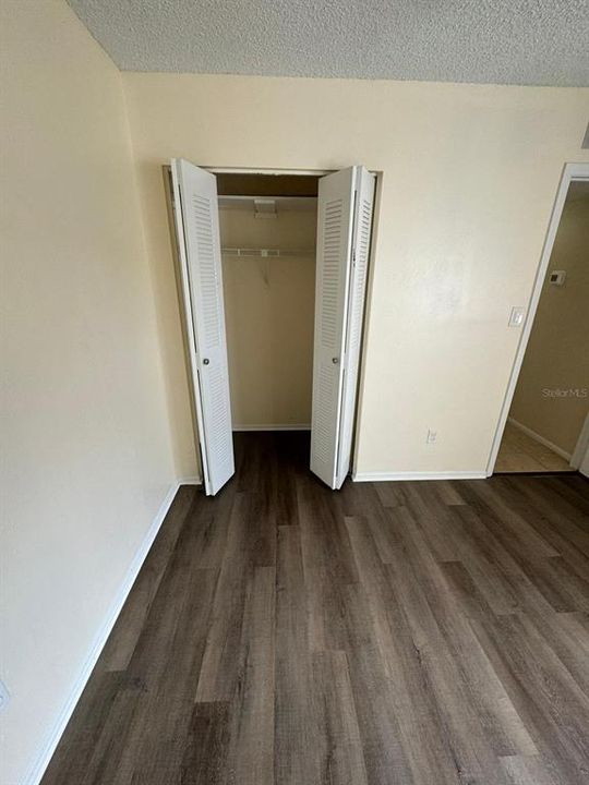 На продажу: $189,000 (2 спален, 2 ванн, 934 Квадратных фут)