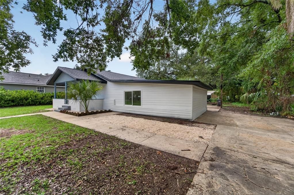 На продажу: $355,000 (3 спален, 2 ванн, 1636 Квадратных фут)