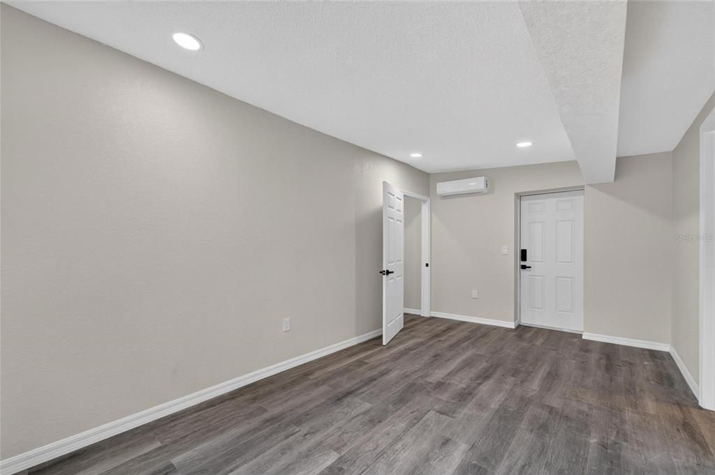 На продажу: $355,000 (3 спален, 2 ванн, 1636 Квадратных фут)