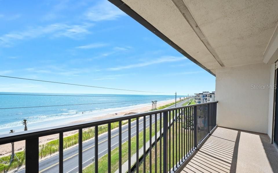For Sale: $304,900 (2 beds, 2 baths, 1025 Square Feet)