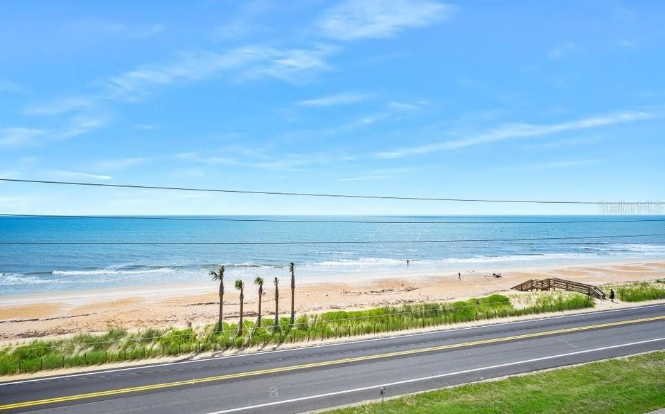 For Sale: $304,900 (2 beds, 2 baths, 1025 Square Feet)