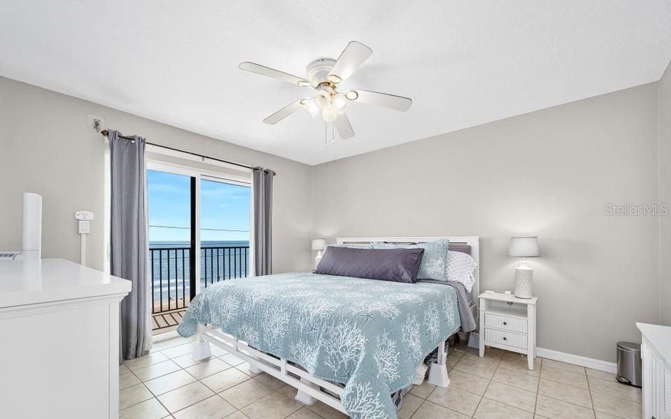 For Sale: $304,900 (2 beds, 2 baths, 1025 Square Feet)