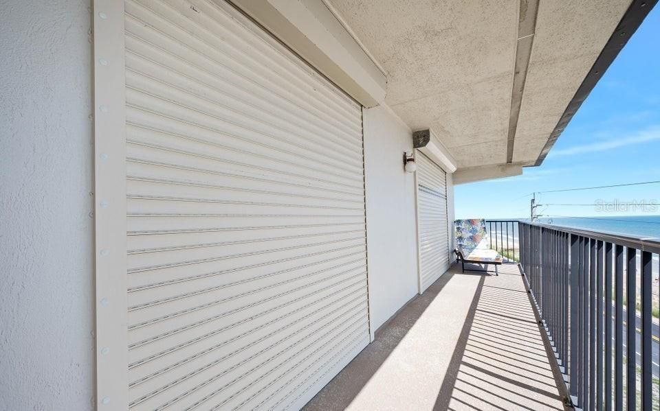 For Sale: $304,900 (2 beds, 2 baths, 1025 Square Feet)