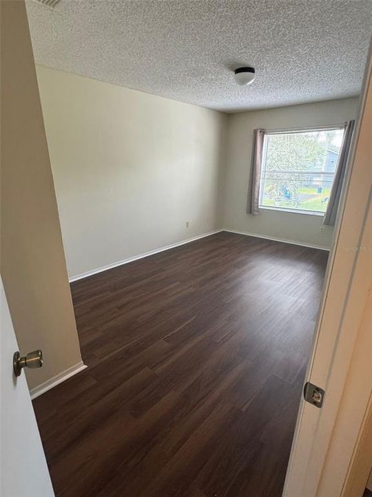 На продажу: $169,000 (2 спален, 2 ванн, 1006 Квадратных фут)