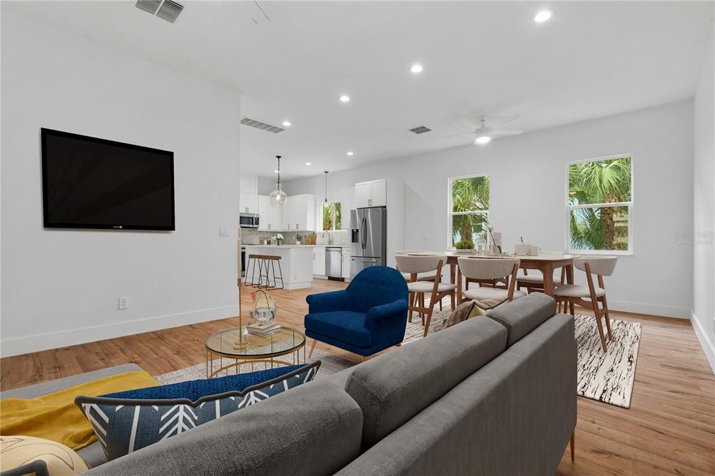 For Sale: $774,900 (3 beds, 3 baths, 2416 Square Feet)