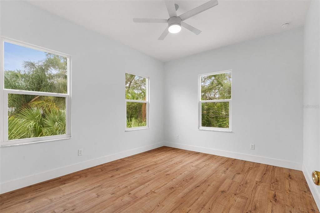 For Sale: $774,900 (3 beds, 3 baths, 2416 Square Feet)