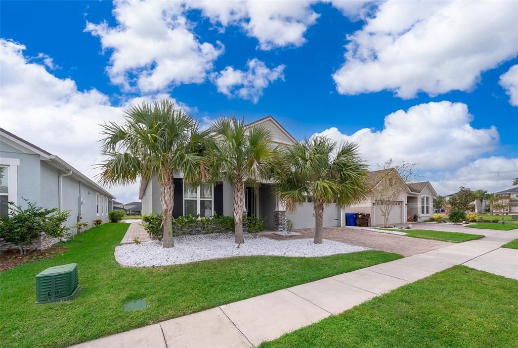 For Rent: $3,500 (5 beds, 4 baths, 2937 Square Feet)