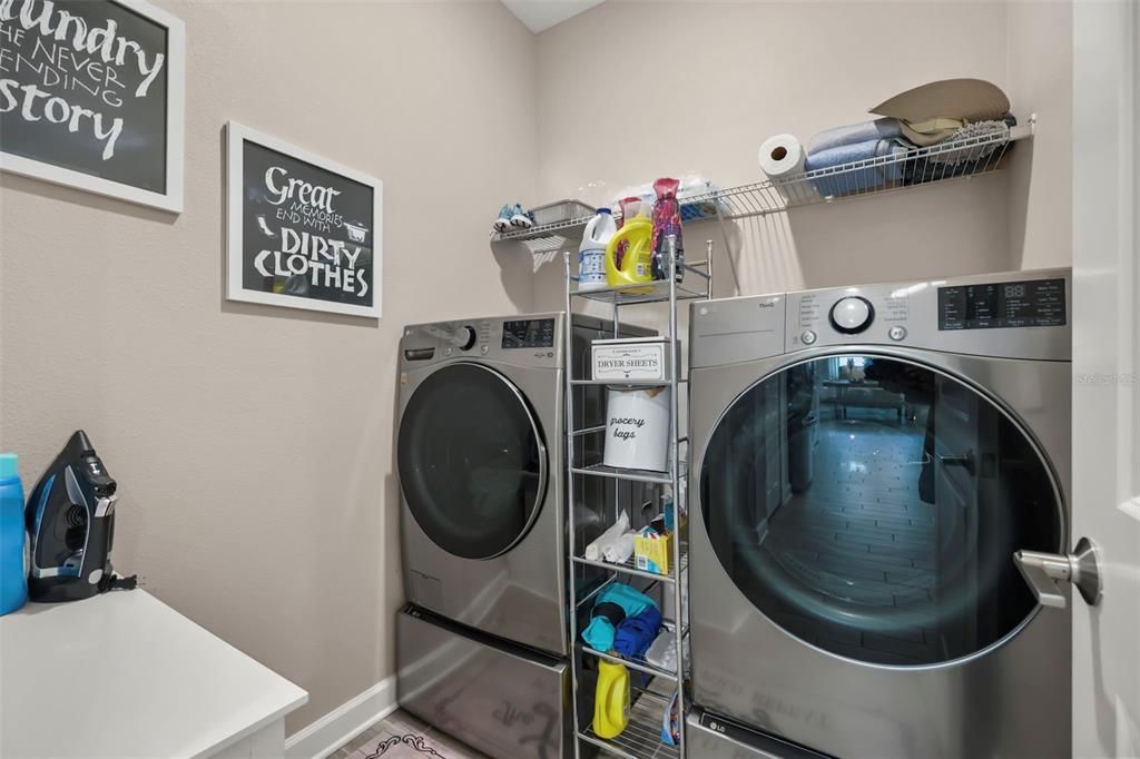 For Sale: $450,000 (4 beds, 3 baths, 2322 Square Feet)