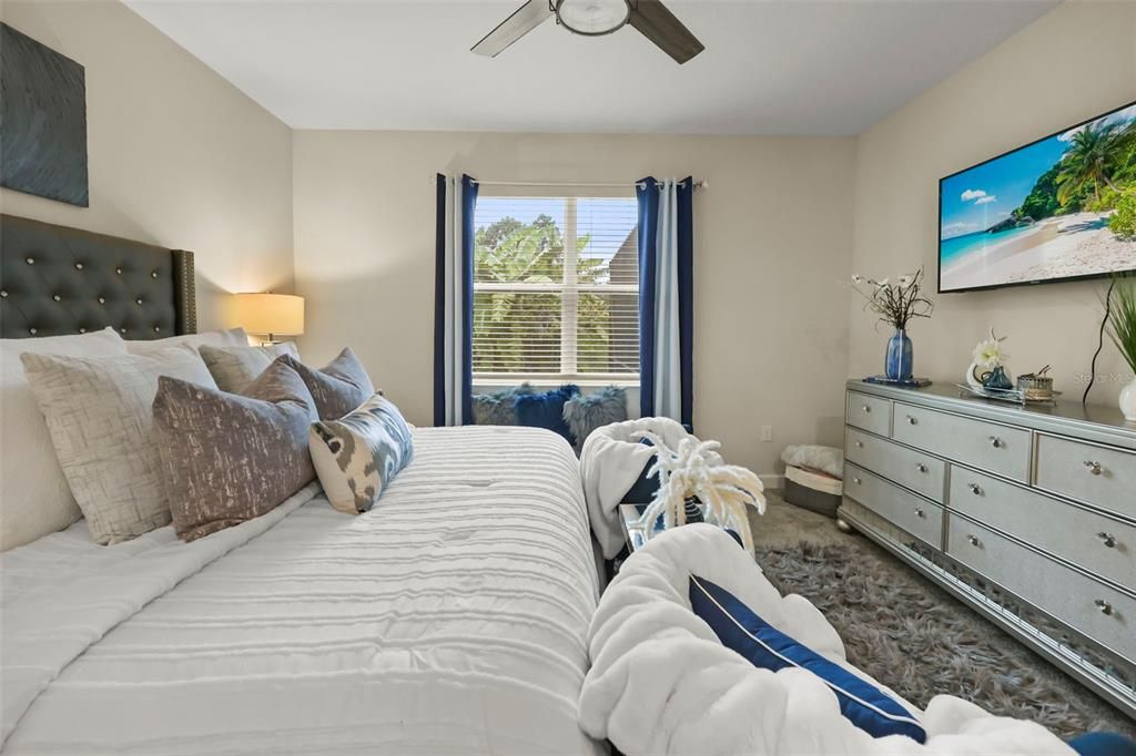 For Sale: $450,000 (4 beds, 3 baths, 2322 Square Feet)