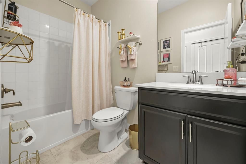 For Sale: $450,000 (4 beds, 3 baths, 2322 Square Feet)