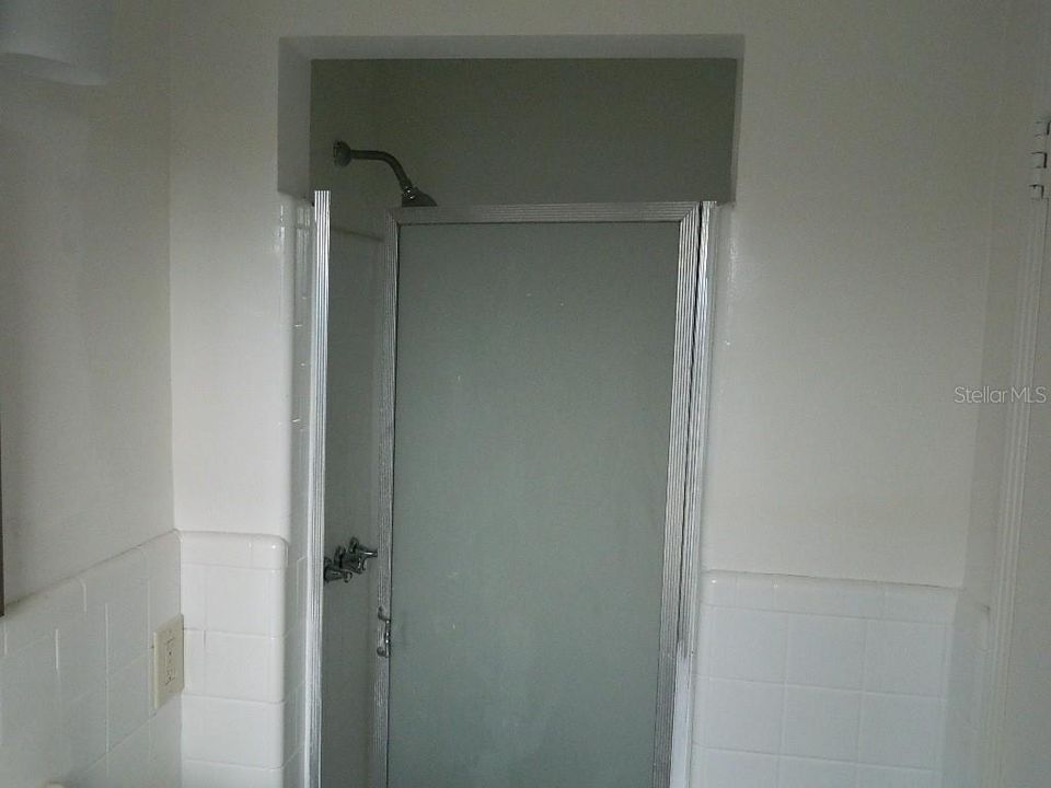 For Rent: $1,900 (3 beds, 2 baths, 1398 Square Feet)