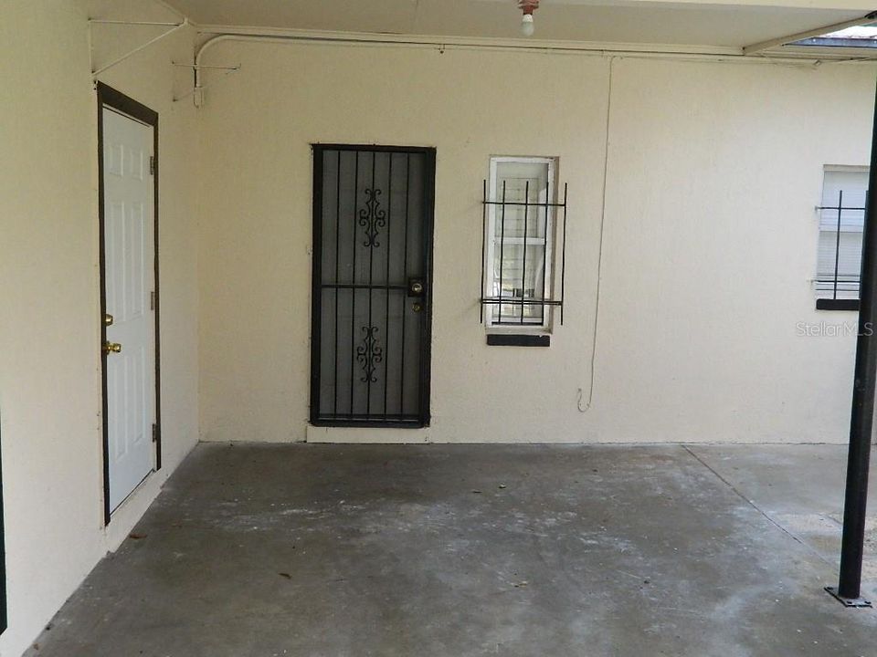 For Rent: $1,900 (3 beds, 2 baths, 1398 Square Feet)