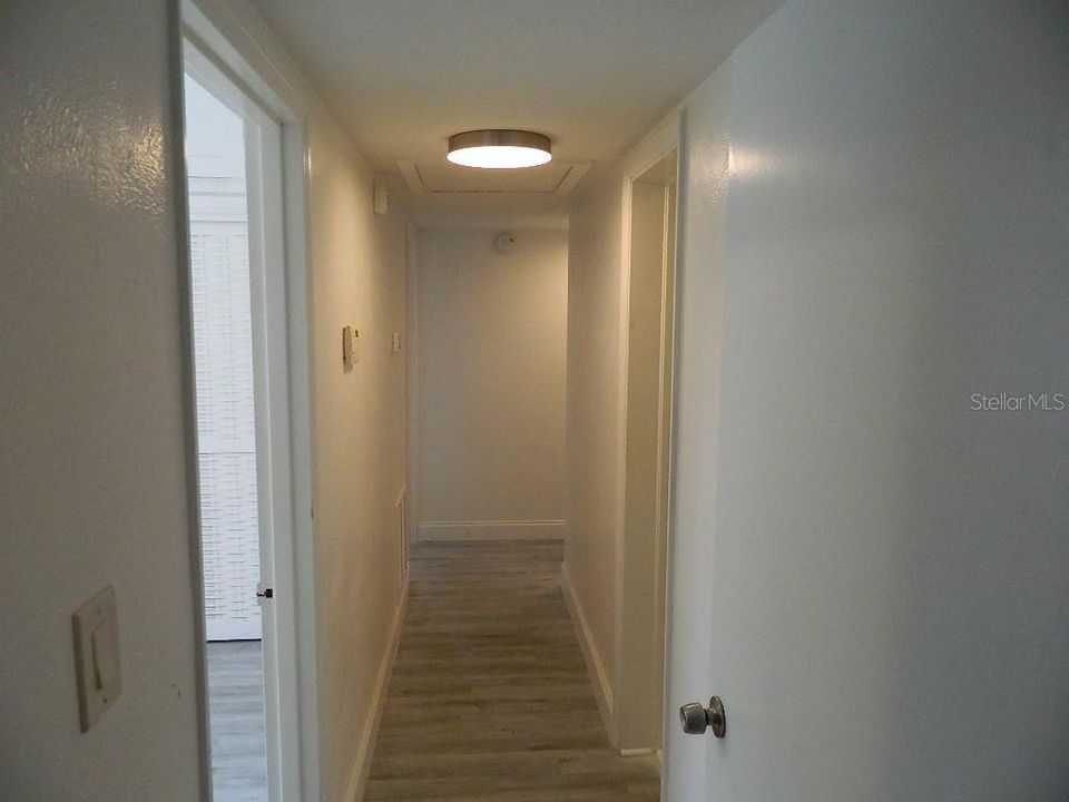 For Rent: $1,900 (3 beds, 2 baths, 1398 Square Feet)