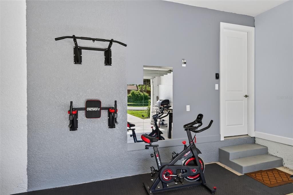 For Sale: $449,900 (3 beds, 2 baths, 1517 Square Feet)