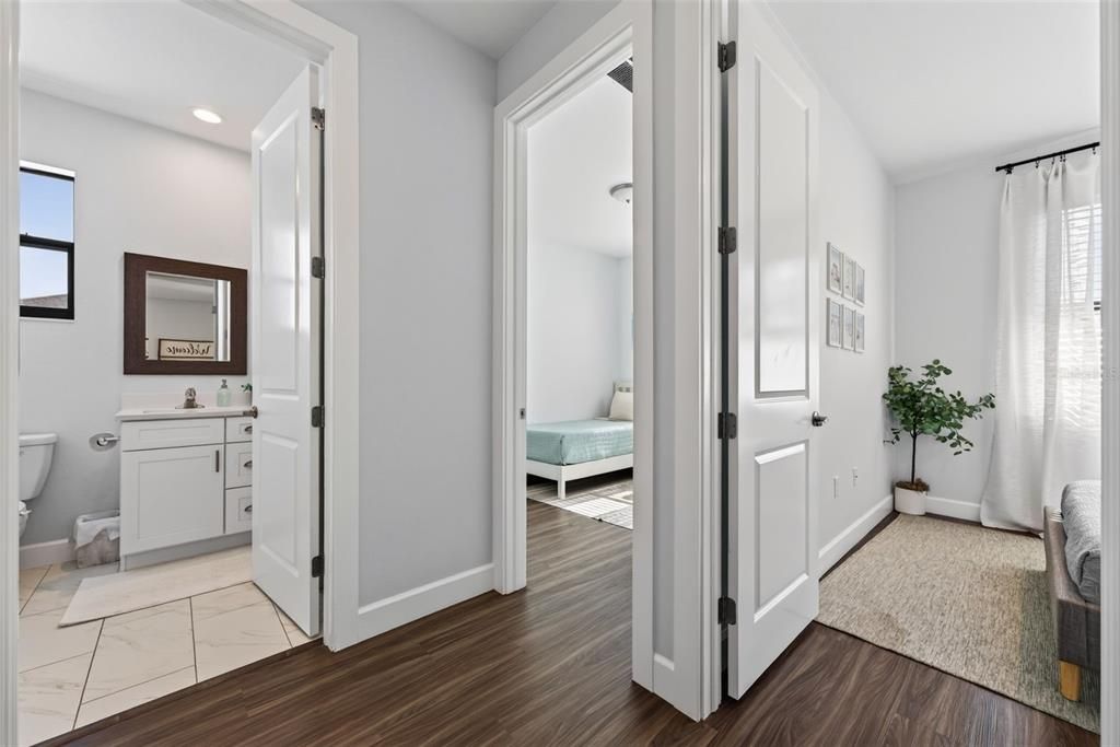 For Sale: $449,900 (3 beds, 2 baths, 1517 Square Feet)