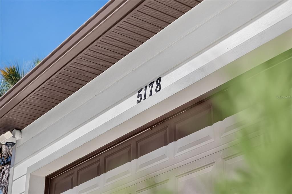 For Sale: $449,900 (3 beds, 2 baths, 1517 Square Feet)