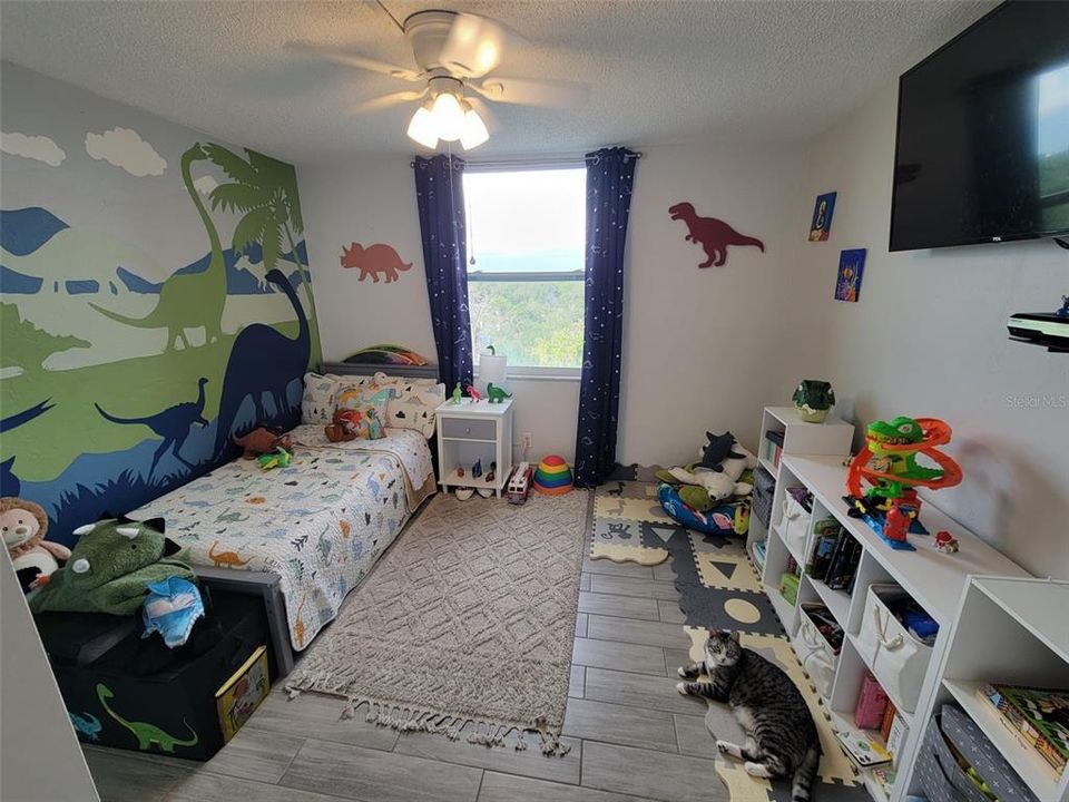 For Rent: $1,700 (2 beds, 2 baths, 940 Square Feet)
