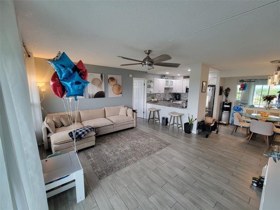 For Rent: $1,700 (2 beds, 2 baths, 940 Square Feet)