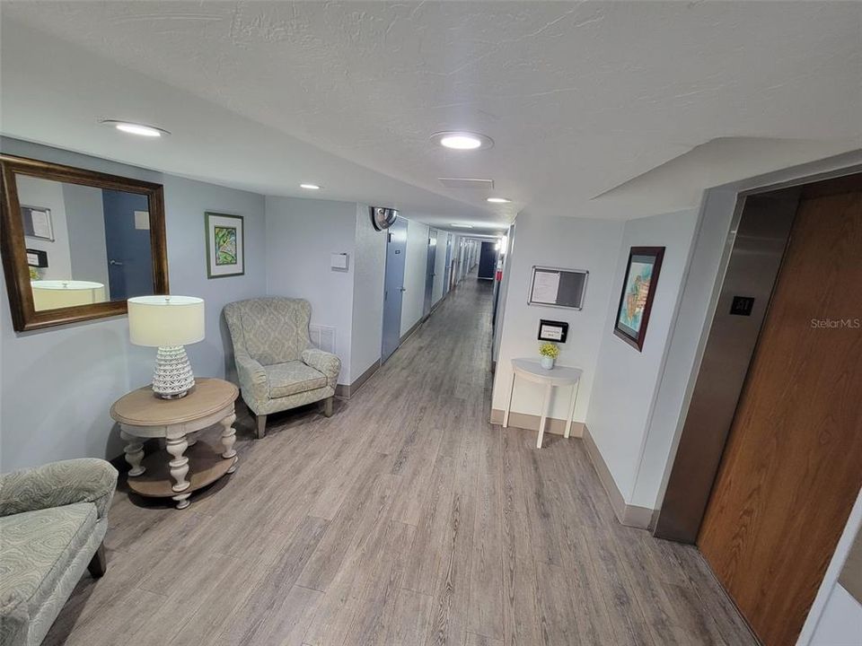 For Rent: $1,700 (2 beds, 2 baths, 940 Square Feet)