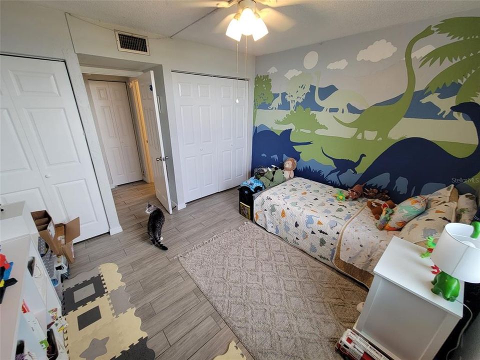 For Rent: $1,700 (2 beds, 2 baths, 940 Square Feet)