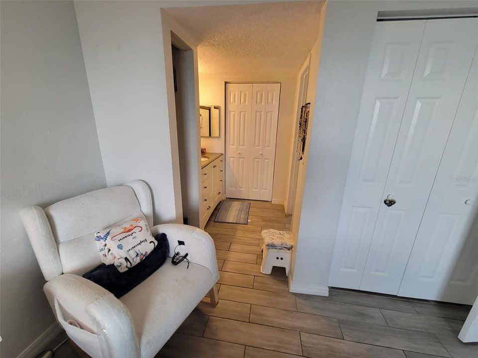 For Rent: $1,700 (2 beds, 2 baths, 940 Square Feet)