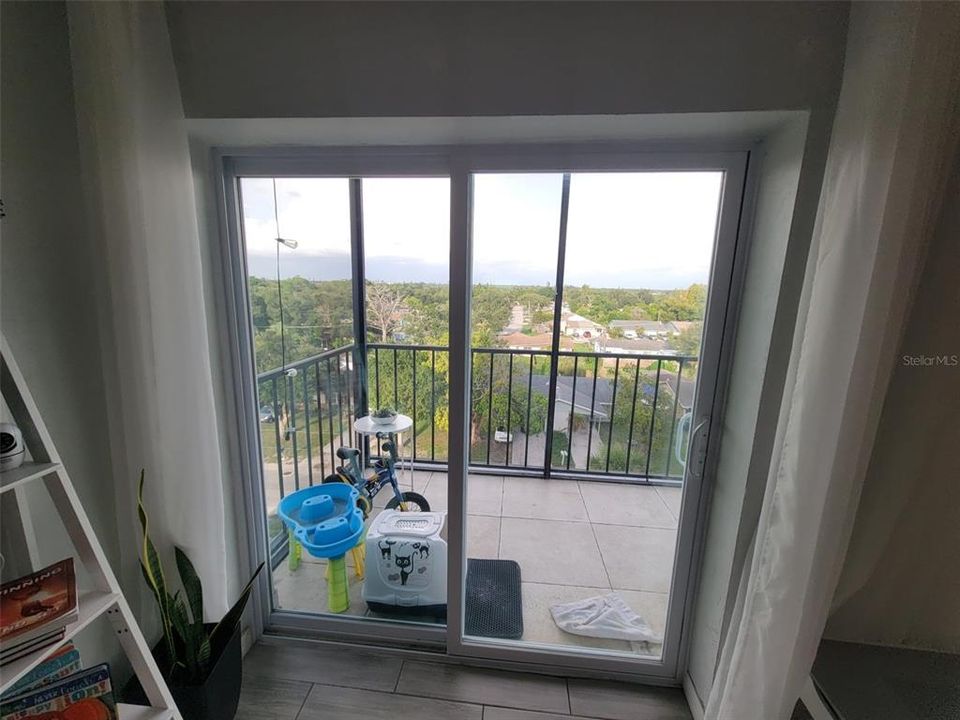 For Rent: $1,700 (2 beds, 2 baths, 940 Square Feet)