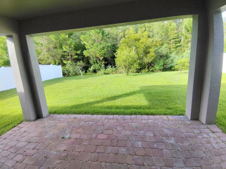 For Rent: $2,100 (3 beds, 2 baths, 1844 Square Feet)