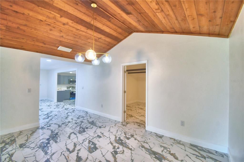 For Sale: $580,000 (3 beds, 2 baths, 2024 Square Feet)