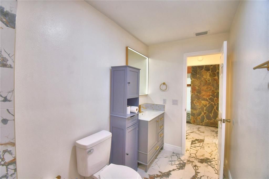 For Sale: $580,000 (3 beds, 2 baths, 2024 Square Feet)