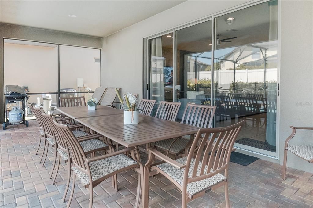 For Sale: $695,000 (8 beds, 6 baths, 4041 Square Feet)